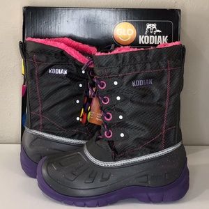 NWT Kodiak Kids' Cali Snow Boot.- Size: Big Kids 6
